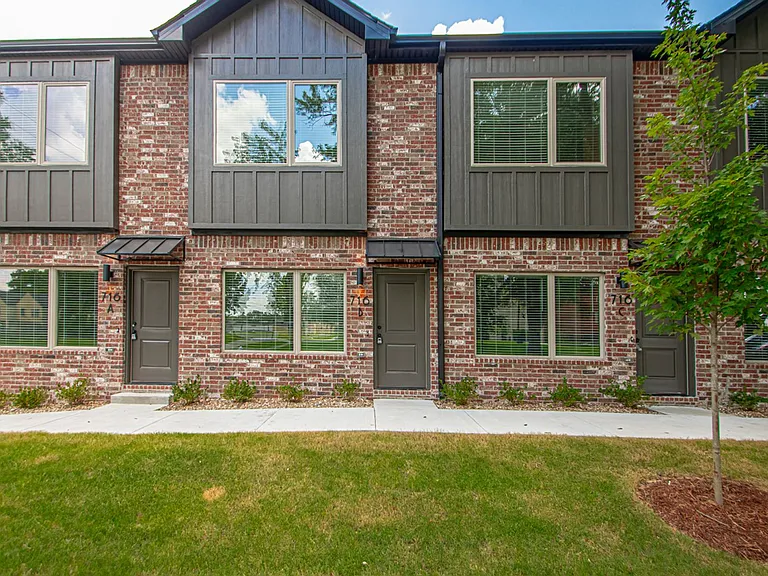 Leasing Now - New Townhomes, North Little Rock Argenta Arts Area — Photo 26