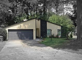 961 Sunnybrook Dr, Norcross, GA 30093