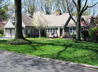 1334 Pembroke Dr, West Chester, PA 19380