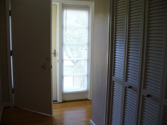 3rd image of 3215 Troy Ave NW