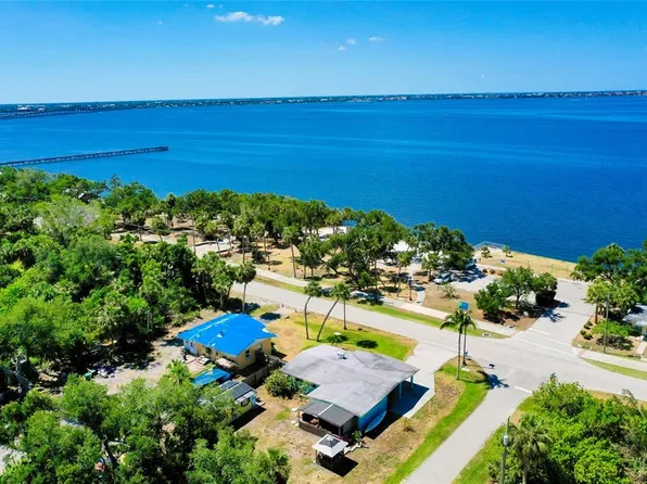 23022 Bayshore Rd, Punta Gorda, FL 33980