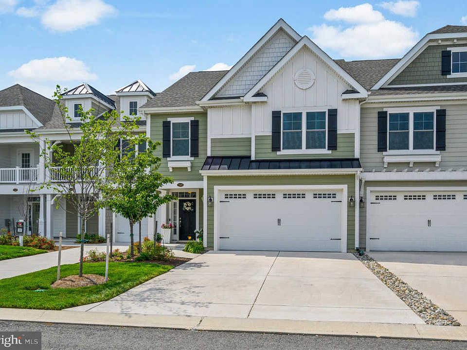 1st image of 24202 Canoe Dr Unit 214