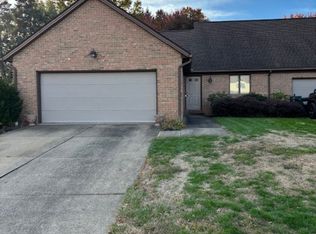 7653 Peachmont Ave NW, North Canton, OH 44720