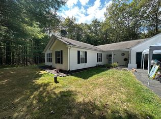 6 Theresa Ln, Saylorsburg, PA 18353