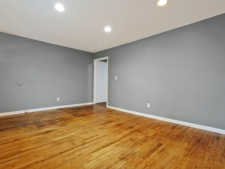 3222 Maize Rd #A — Photo 18