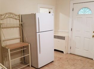 108 Maple St, Meriden, CT 06451