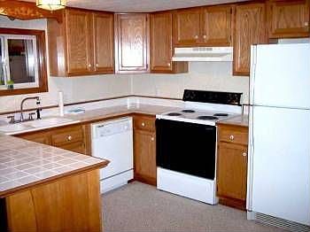 5th image of 89 Rosewood Dr