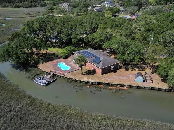 665 Port Cir, Charleston, SC 29412