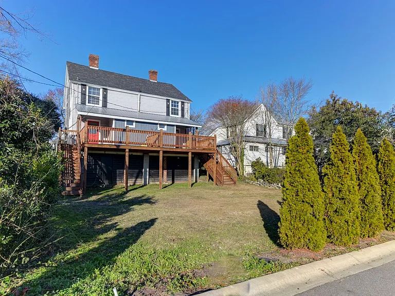 203 Oliver St — Photo 20
