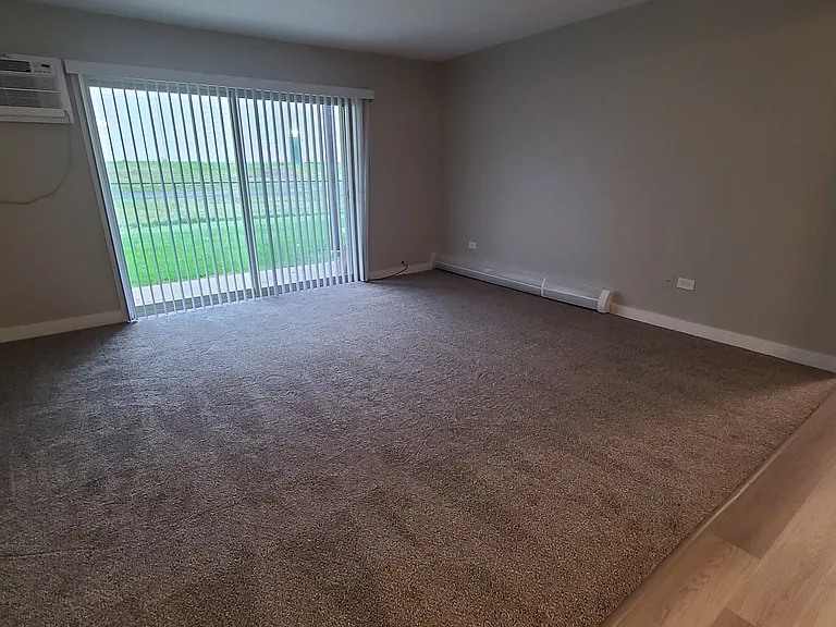 Willowbrook Apartment Homes — Photo 37