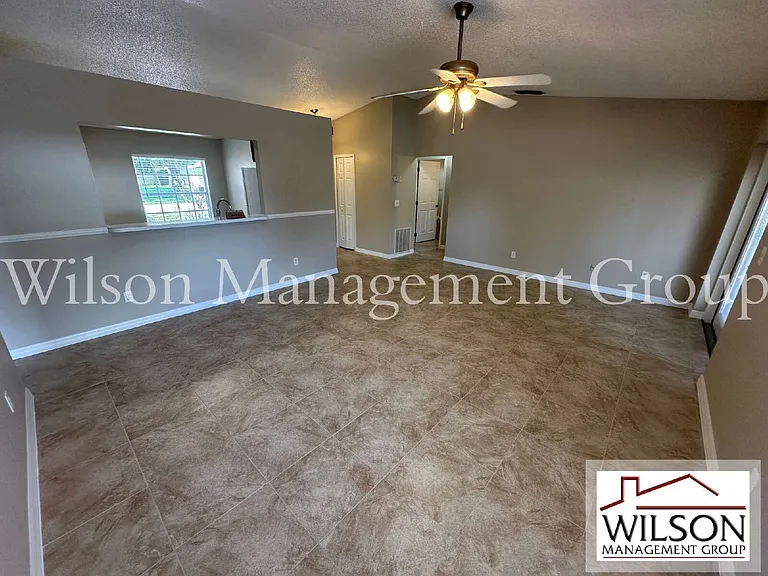 660 Marlene Dr — Photo 8