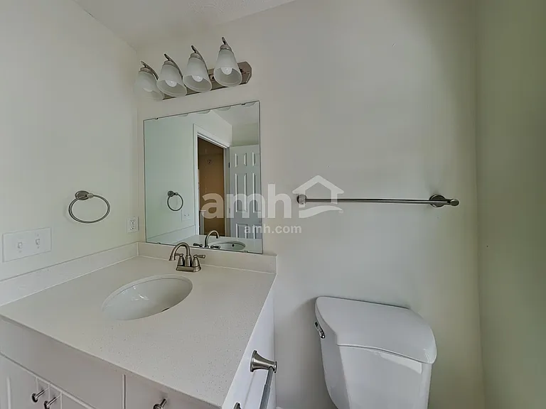 2237 Antoinette Way — Photo 15