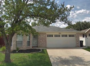 8109 Spruce Valley Dr, Fort Worth, TX 76137
