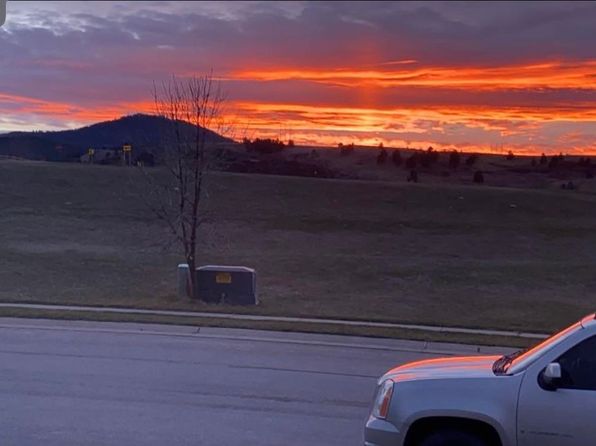 1138 Crow Peak Ln, Spearfish, SD 57783