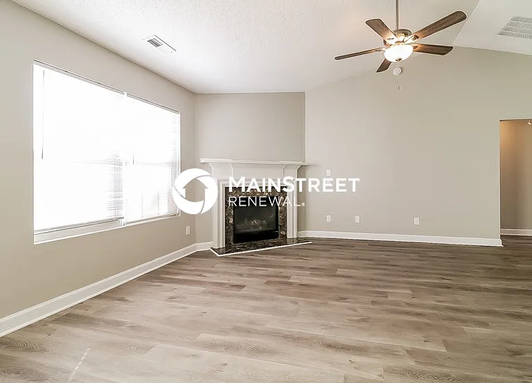 2933 Trassacks Dr — Photo 4