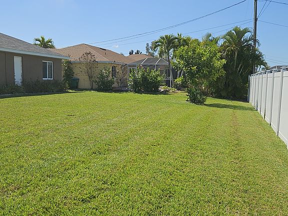 3rd image of 3526 SW 14th Pl