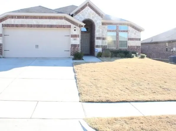 4803 Joshua Dr, Sanger, TX 76266