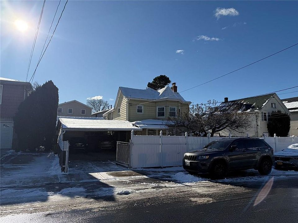 2nd image of 230 Egbert Ave