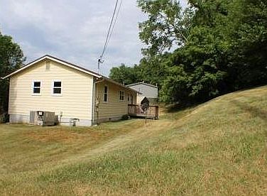 3rd image of 3501 Stafford St