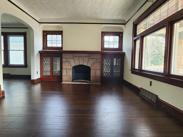 6714 Theota Ave — Photo 5