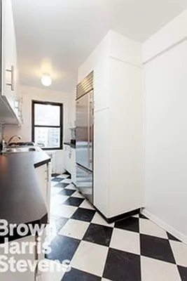 Rented by Brown Harris Stevens | media 25