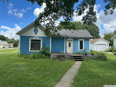 302 2nd St SE, Nora Springs, IA, 50458