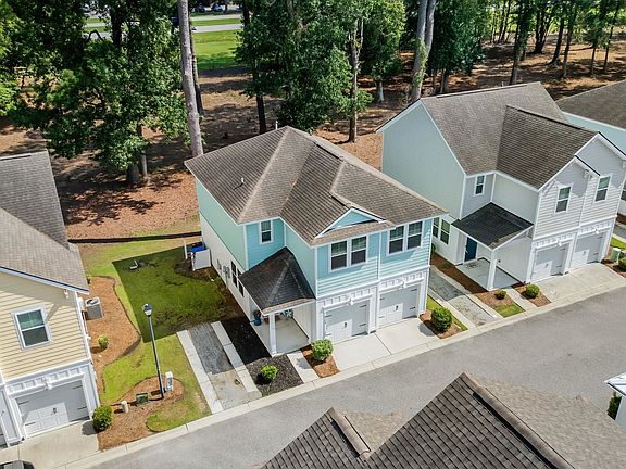 3rd image of 4714 Cloisters Ln.