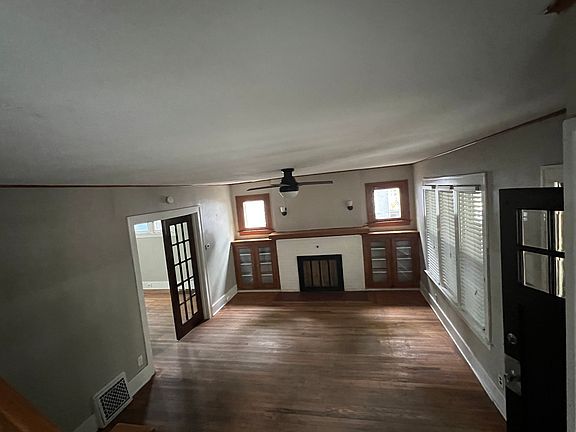 3rd image of 1205 Cambridge Ct #2