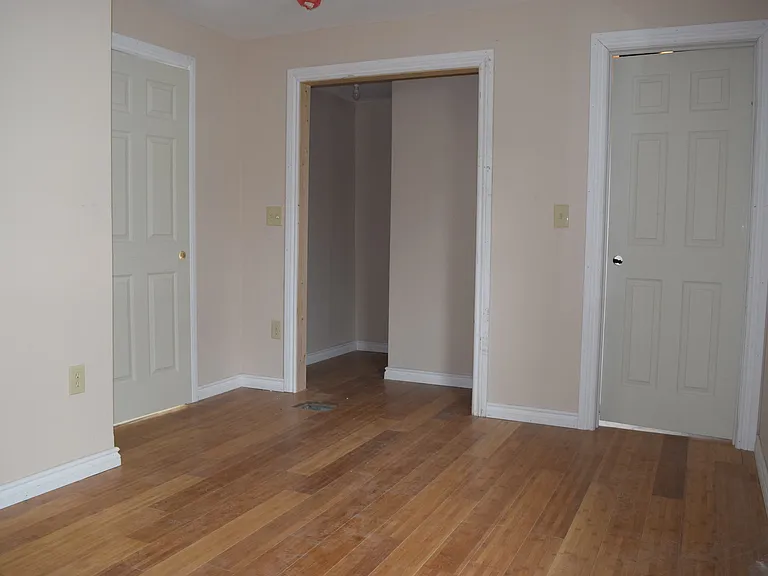 100 Walnut St — Photo 21