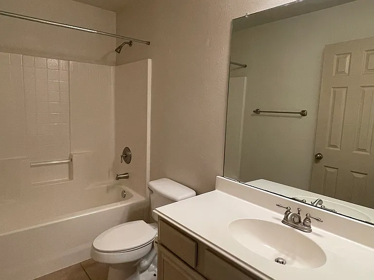 213 Midnight Dr — Photo 20