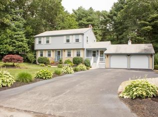 121 Lawndale Rd, Mansfield, MA 02048