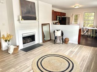 663 West Ave APT 19, Milford, CT 06461