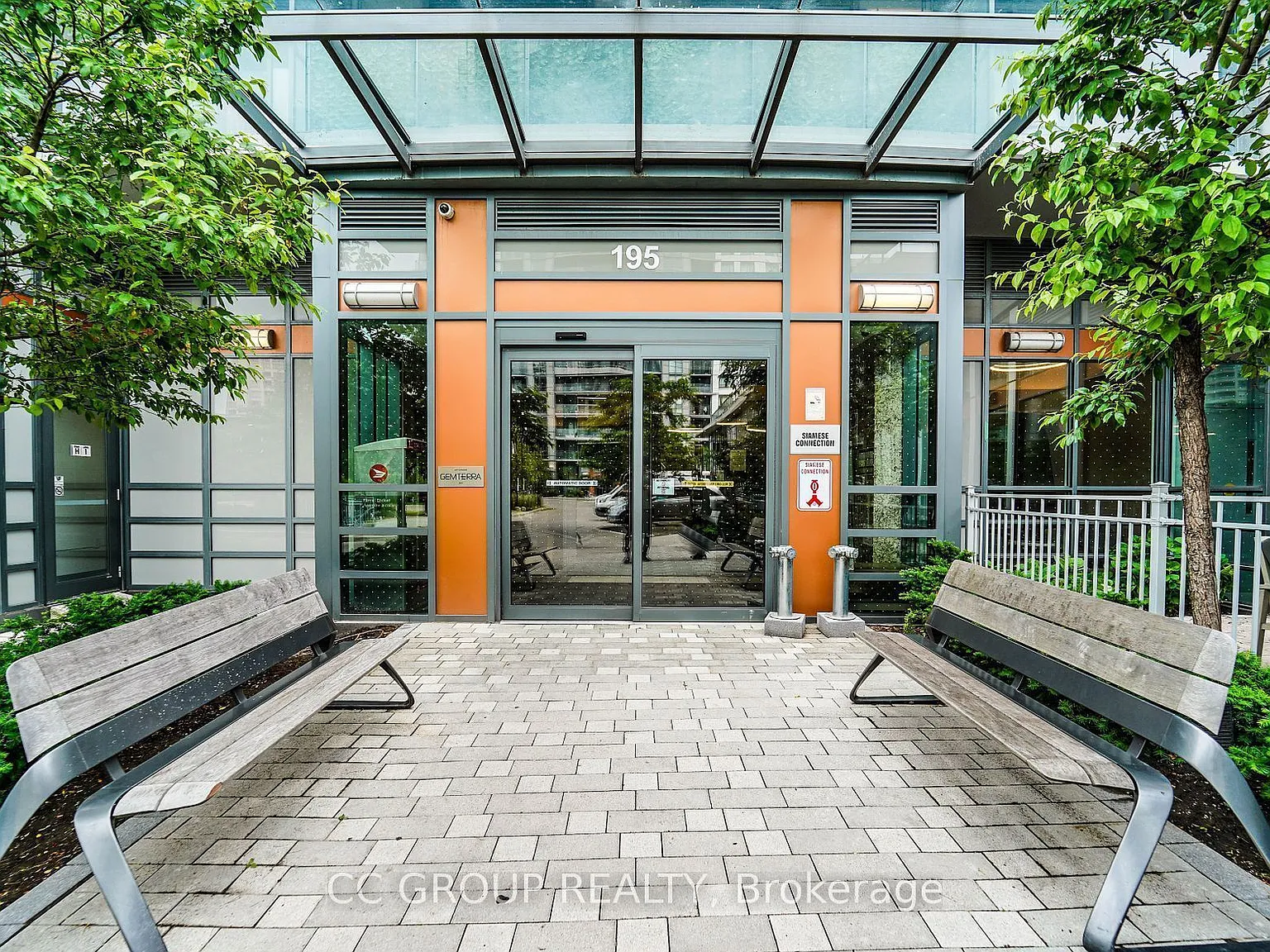 2 bed, $2,400 — Photo 4