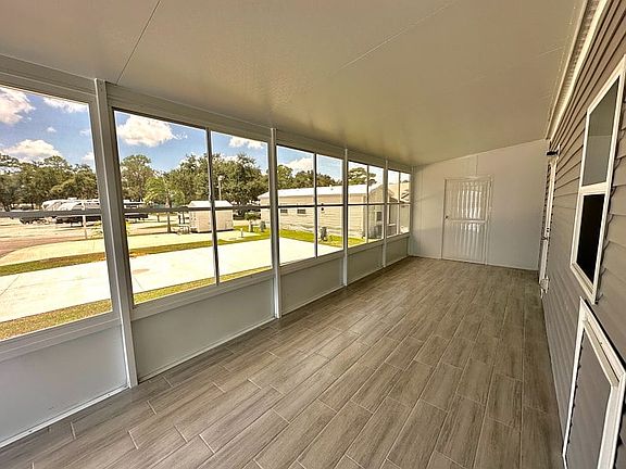 4th image of 7125 Fruitville Rd #Az04a