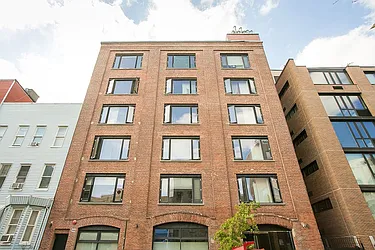 Rented by Martini Real Estate