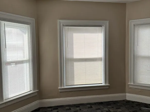 318 West College Ave, 318 W College St APT 2, Canonsburg, PA 15317