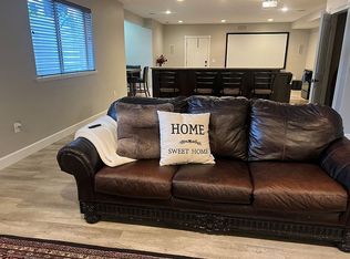 3306 W Spring Day Ln, South Jordan, UT 84095