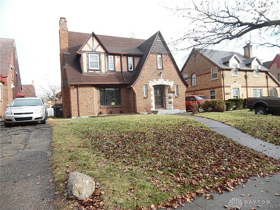 2nd image of 1924 Burbank Dr