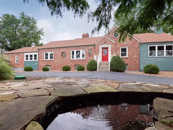 10807 Kennerly Rd, Saint Louis, MO 63128