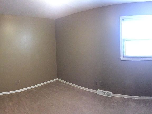 3rd image of 157 N Mill St APT B