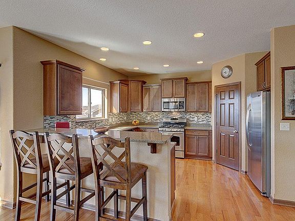 5th image of 3962 Oakmont Trl