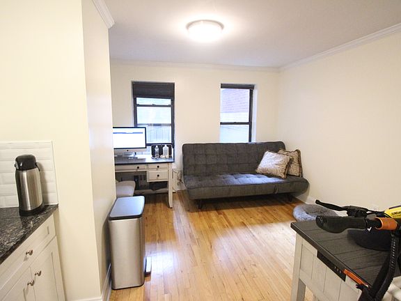 4th image of 1391 2nd Ave APT 1B