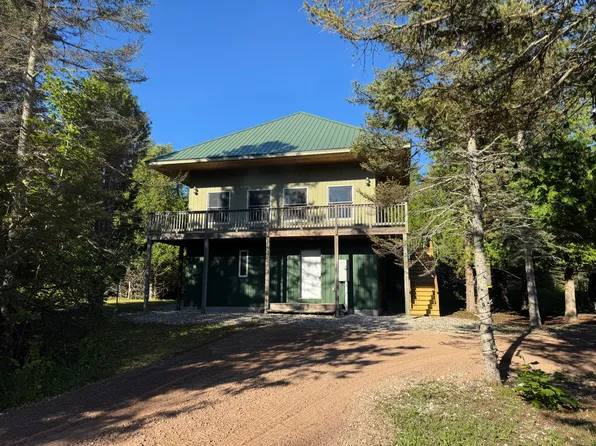 N 4048 Ackland Rd, Saint Ignace, MI 49781