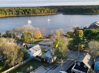38 Lion St, East Greenwich, RI 02818