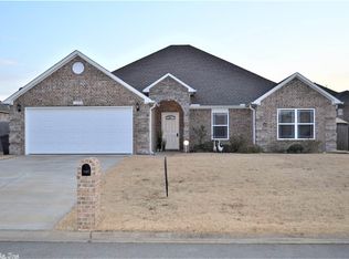 1325 E Cadron Gap Rd, Conway, AR 72032