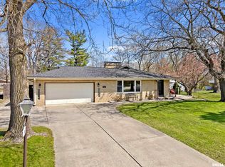 416 Highview Rd, East Peoria, IL 61611