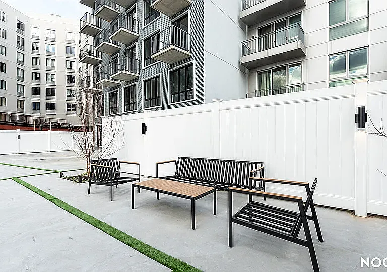 31-61 Vernon Blvd #4T — Photo 23