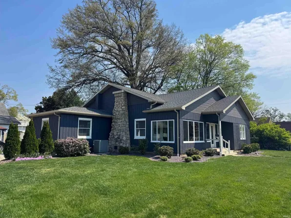 408 W Water St, Newburgh, IN 47630