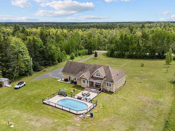 3rd image of 7096 Point Pleasant Rd