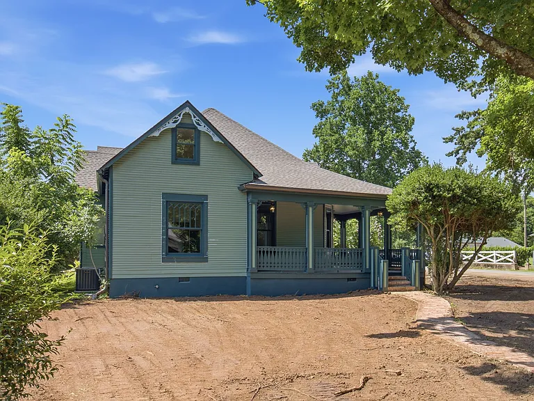4411 Nebraska Ave — Photo 2